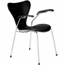 Chaise Série 7 avec accoudoirs Arne Jacobsen Fritz Hansen