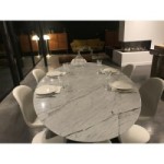 Mesa Tulipán Ovalada Mármol Arabescato 169x111 cm