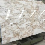 Mesa Tulipán Redonda Mármol Calacatta Oro 100 cm